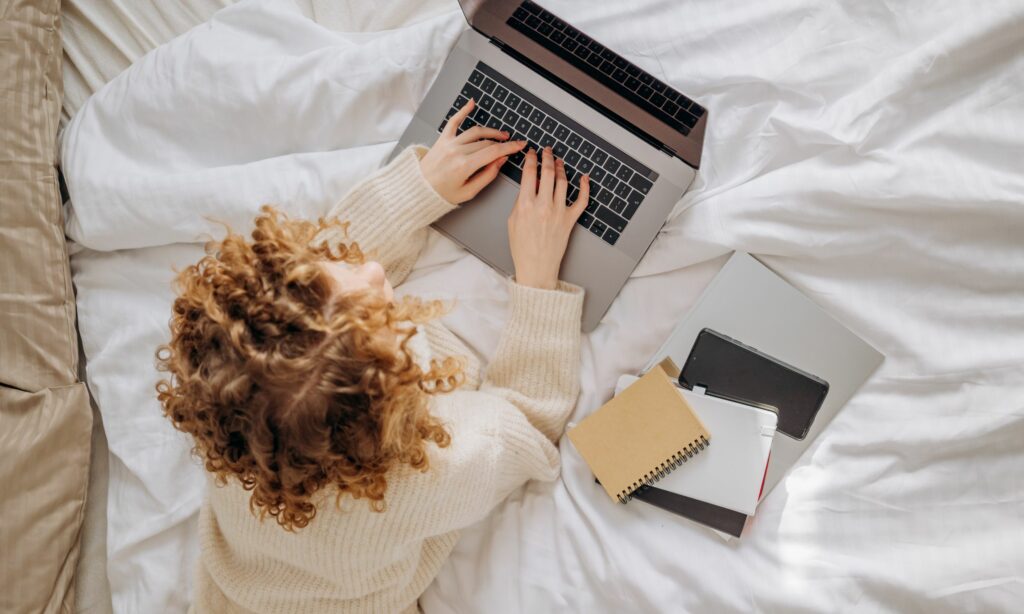 woman with laptop